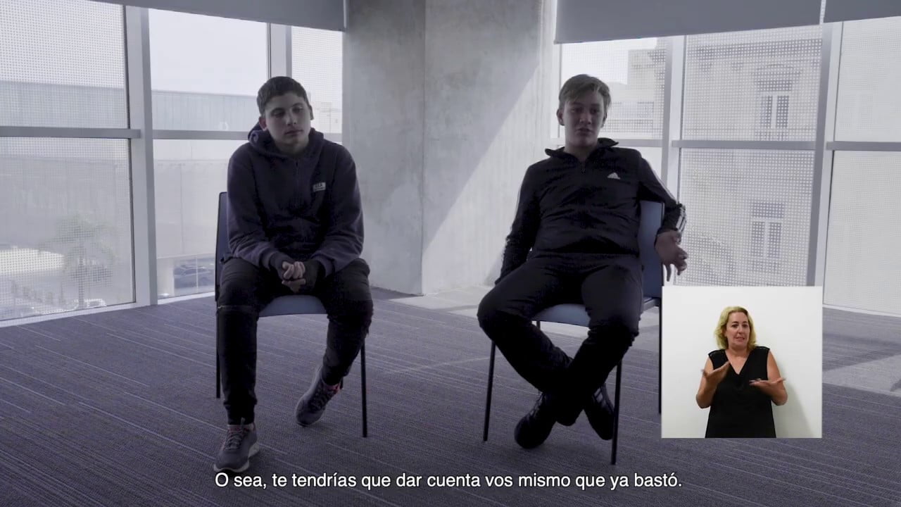 Manejando-el-tiempo-de-pantalla-y-la-adolescencia - Sonajero.es