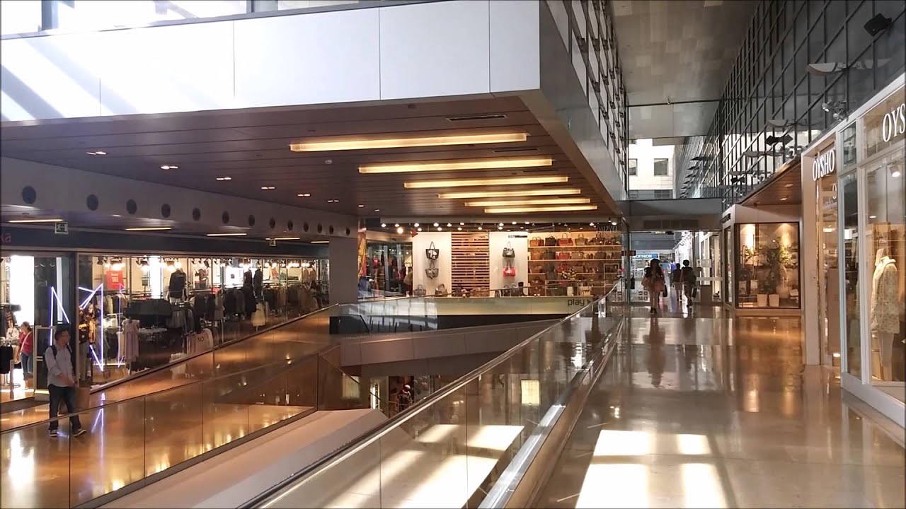 La-historia-del-Centro-Comercial-LIlla-Diagonal-en-Barcelona - Sonajero.es La historia del Centro Comercial L'Illa Diagonal en Barcelona
