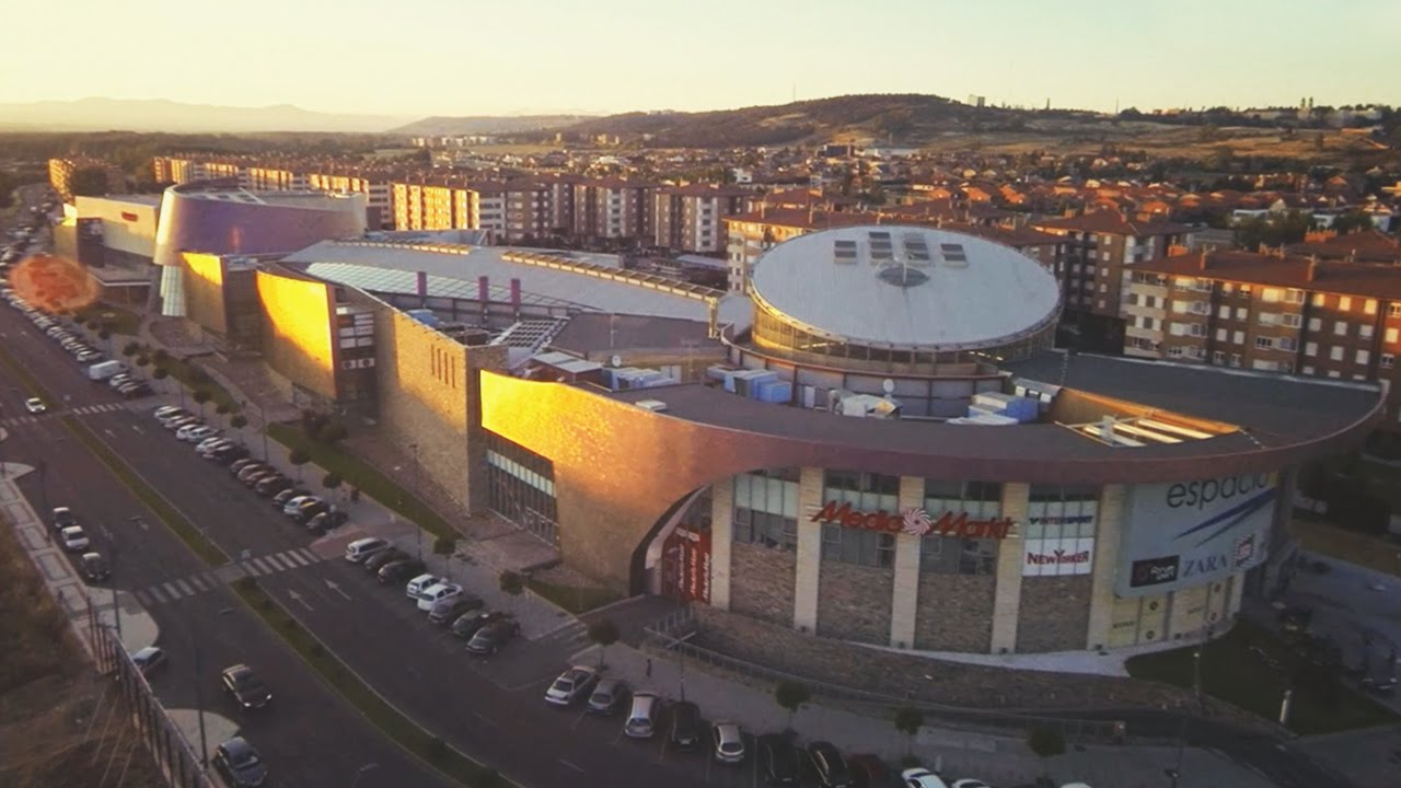 El-Centro-Comercial-Espacio-Leon-en-Leon - Sonajero.es El Centro Comercial Espacio León en León