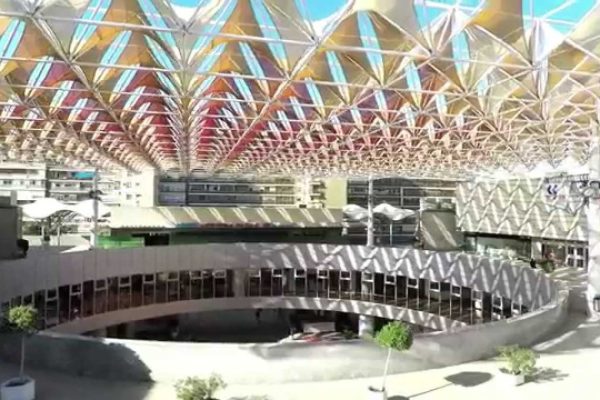 El Centro Comercial Nervión Plaza en Sevilla
