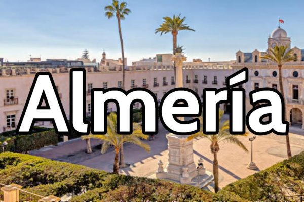 Una guía por los centros comerciales de Almería