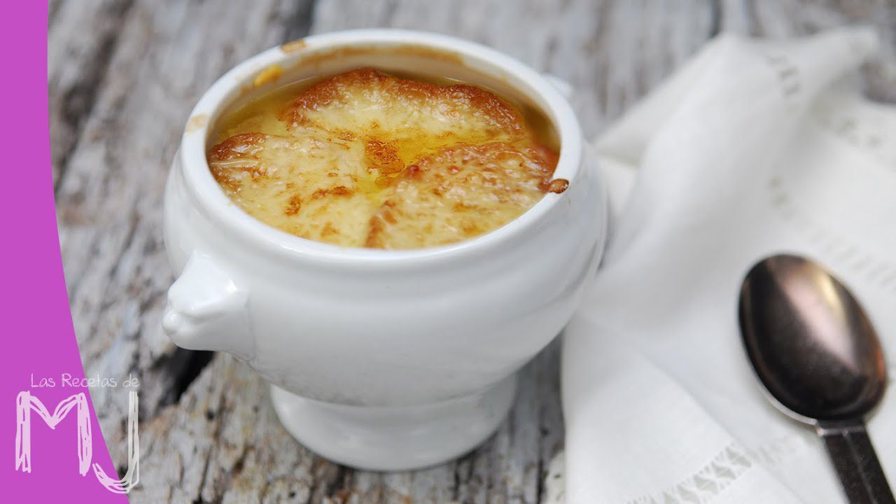 Como-preparar-una-sopa-de-cebolla-gratinada - Sonajero.es Cómo preparar una sopa de cebolla gratinada