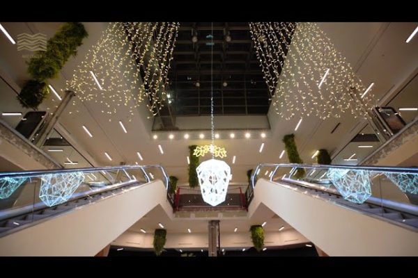 Explorando el Centro Comercial Max Center en Bilbao