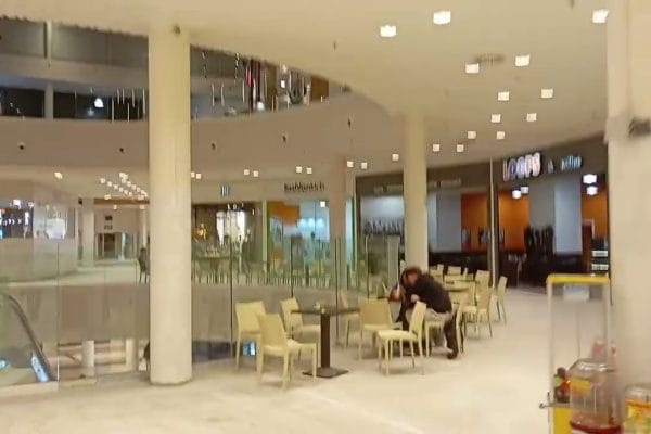 Explorando el Centro Comercial El Boulevard en Vitoria