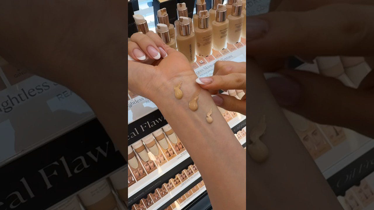 Cómo elegir el maquillaje adecuado para transmitir seguridad en el trabajo