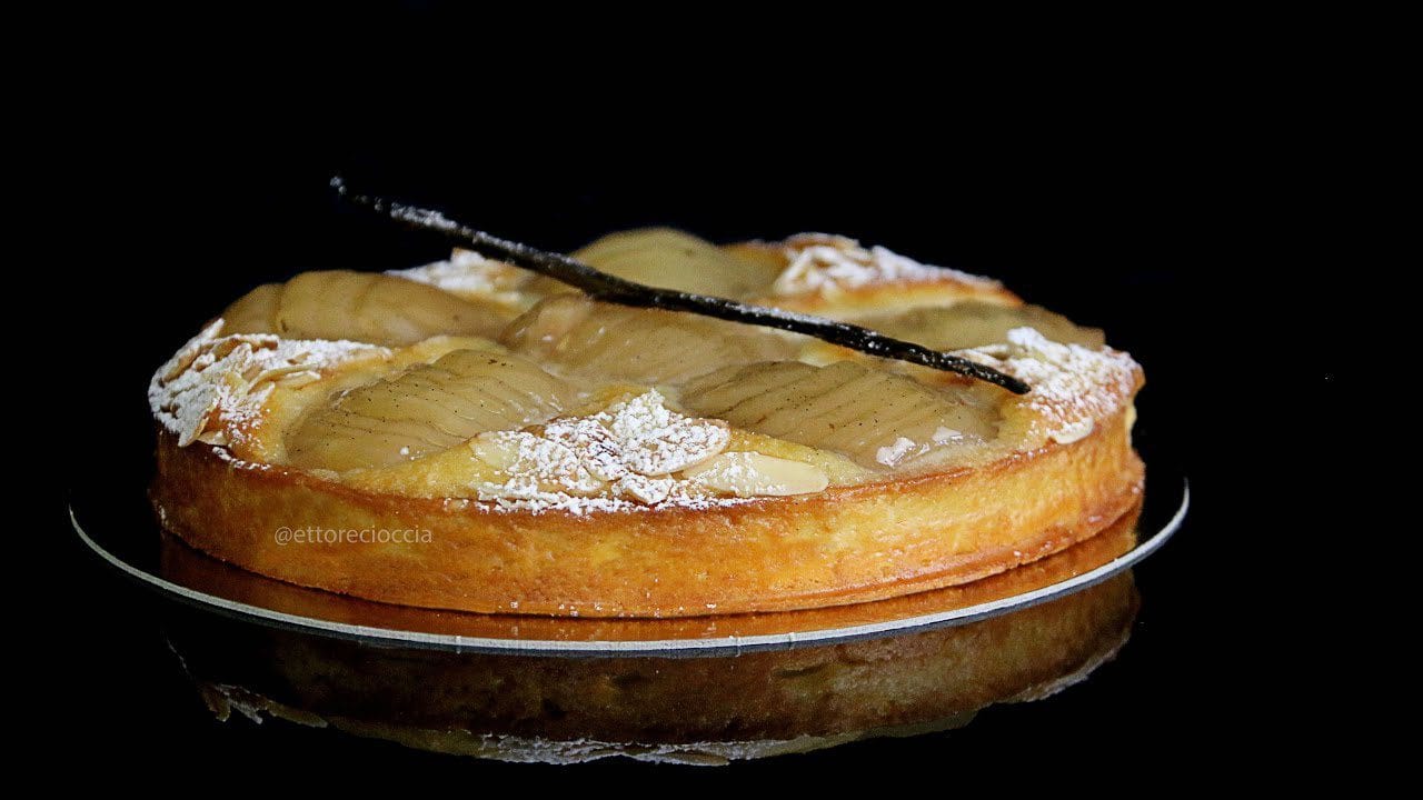 Como-hacer-una-tarta-de-pera-y-almendra - Sonajero.es Cómo hacer una tarta de pera y almendra