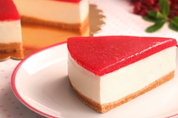 Cómo Preparar una Deliciosa Tarta de Queso y Fresa: Receta Fácil y Rápida