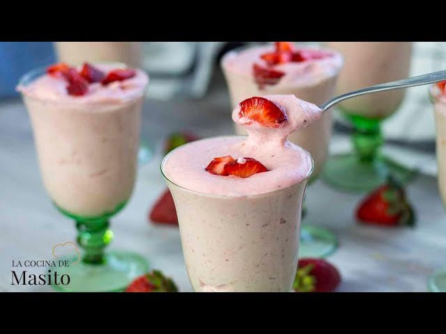 Receta de mousse de fresa y plátano
