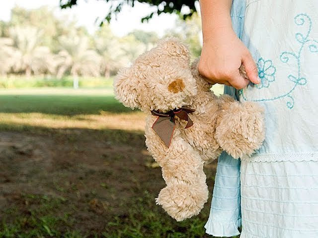 Como-ayudar-a-los-ninos-a-enfrentar-la-perdida-de-un-ser-querido - Sonajero.es Cómo ayudar a los niños a enfrentar la pérdida de un ser querido