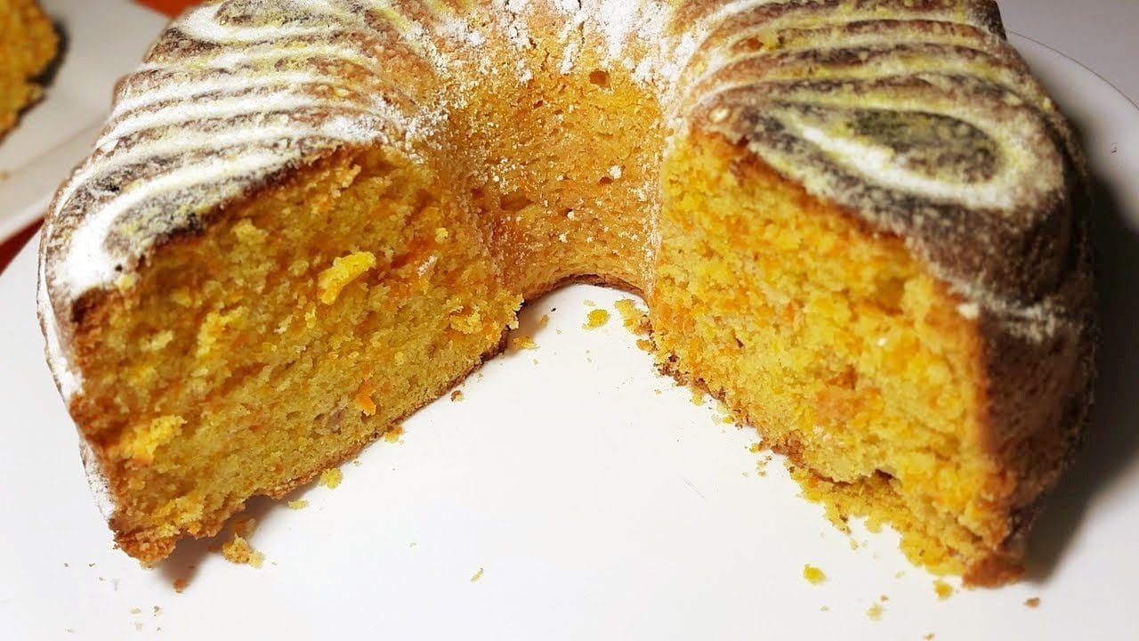 Como-hacer-un-bizcocho-de-zanahoria-y-coco - Sonajero.es Cómo hacer un bizcocho de zanahoria y coco