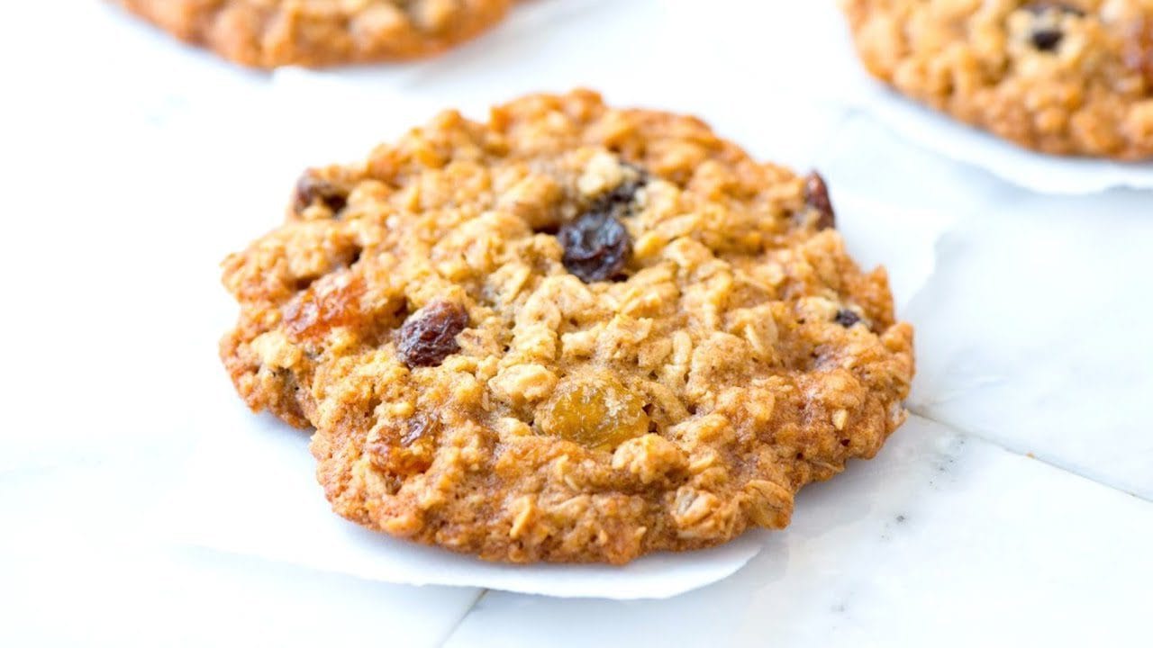 Como-hacer-unas-galletas-de-avena-y-arandanos - Sonajero.es Cómo hacer unas galletas de avena y arándanos