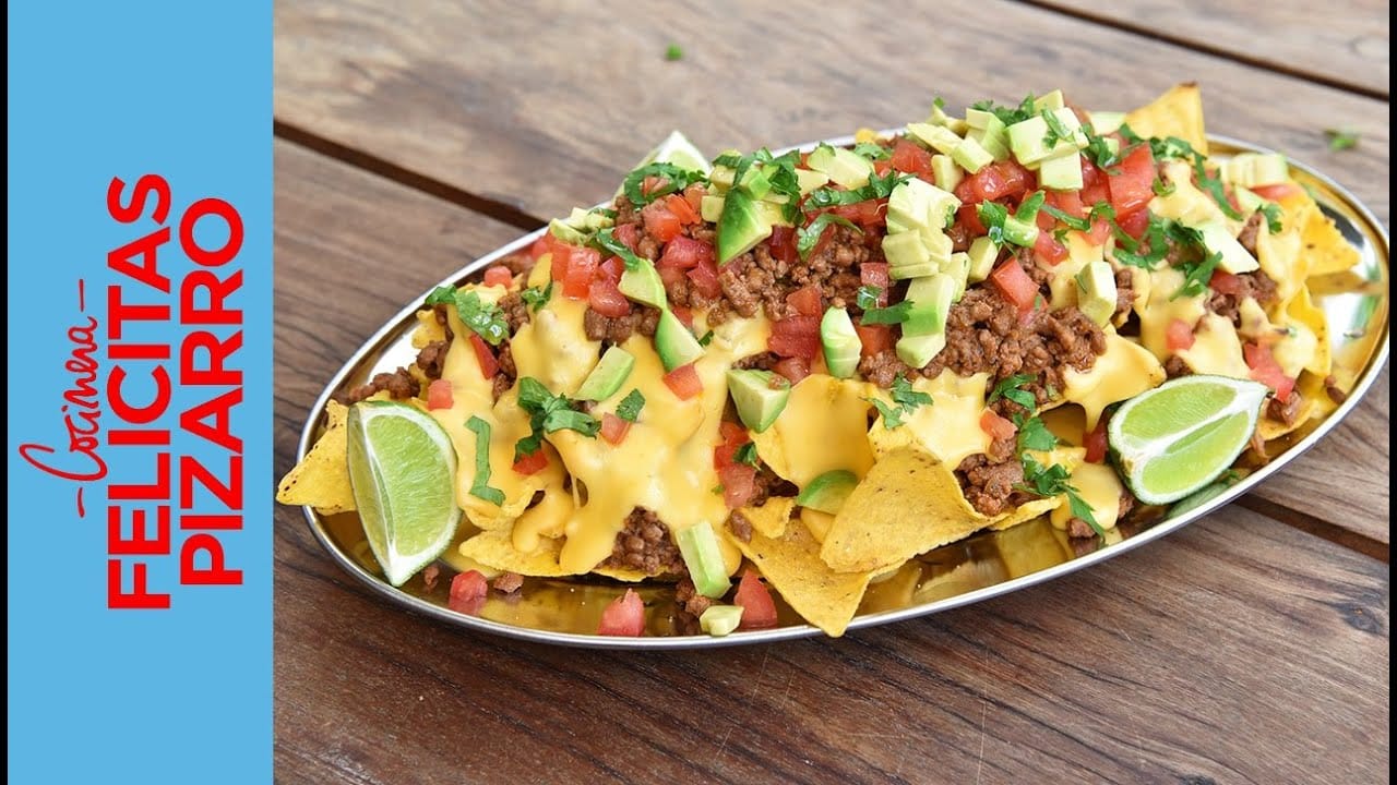 Como-hacer-unos-nachos-con-queso-fundido - Sonajero.es Cómo hacer unos nachos con queso fundido