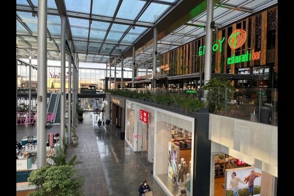 Descubriendo La Maquinista en Barcelona: Guía Completa para Visitar el Centro Comercial